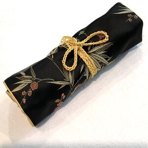 Travel Jewelry Roll Organizer for Travel